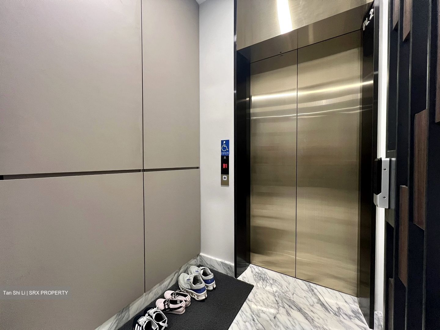 Van Holland (D10), Condominium #618052711